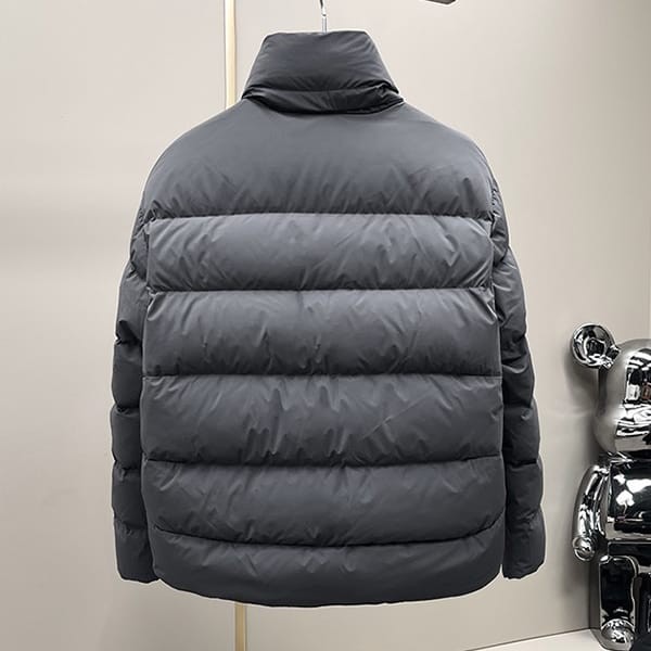 希少バレンシアガ n級品 3B SPORTS ICON SKI ダウンジャケット bai59734